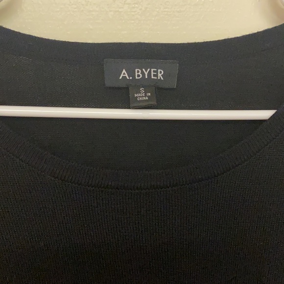 Black dress - Picture 2 of 4